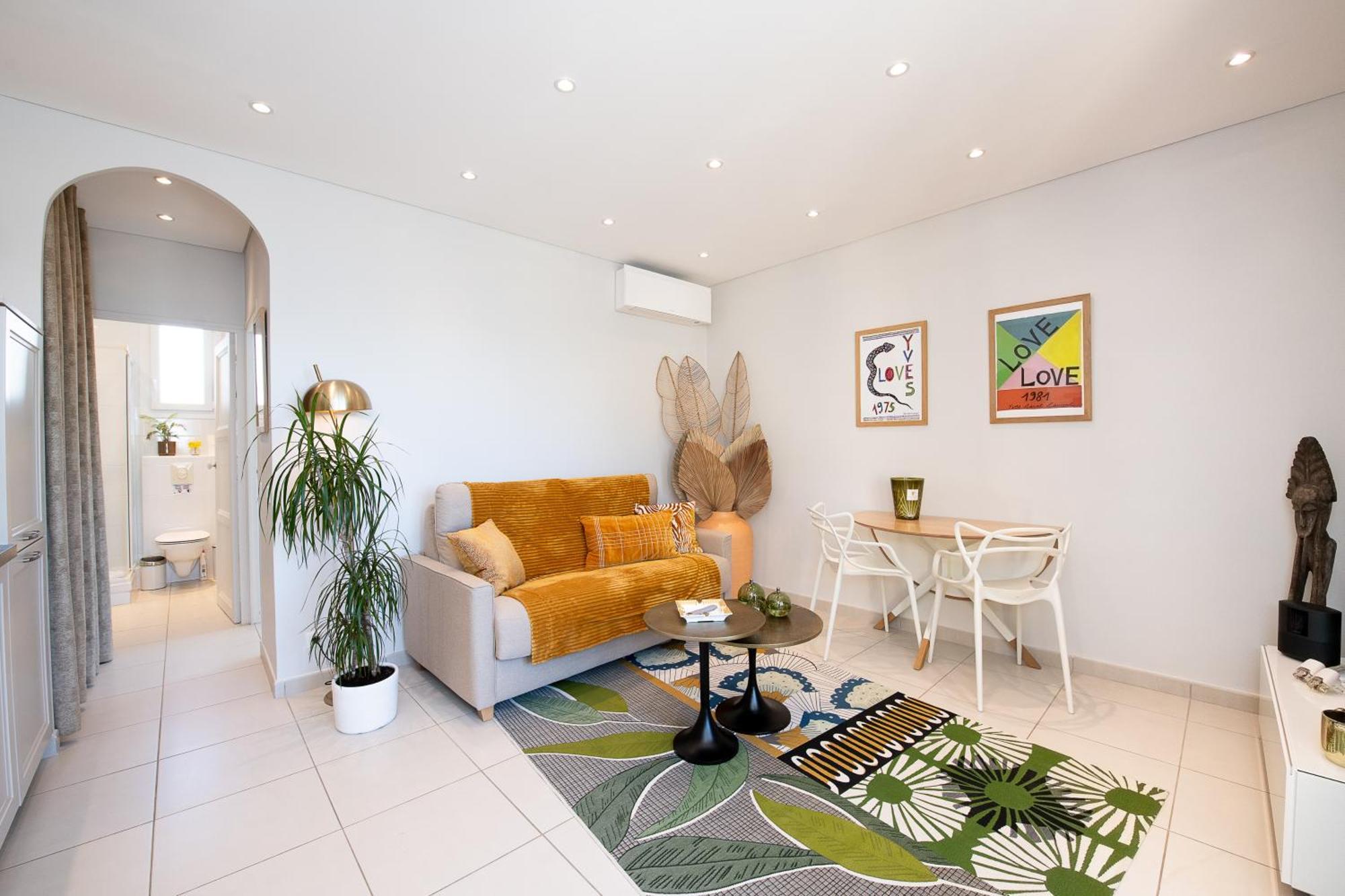 Confortable T2 Vue Mer Avec Terrasse Amenagee Et Parking Prive, Plage Et Port A Pied Sanary-sur-Mer Buitenkant foto